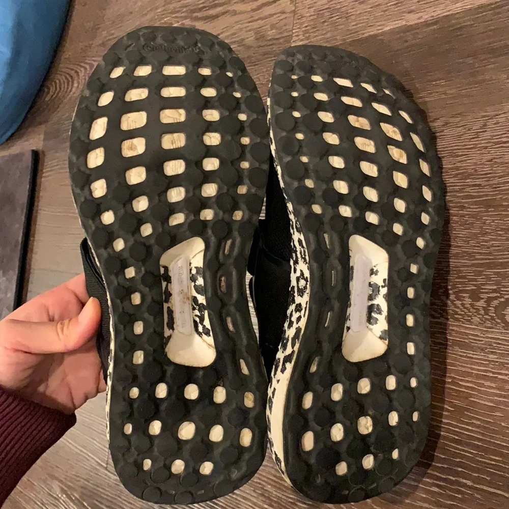 ✔️Sold✔️🏃♀️Adidas by Stella McCartney black ultra boost leopard print size 6 - Picture 9 of 11